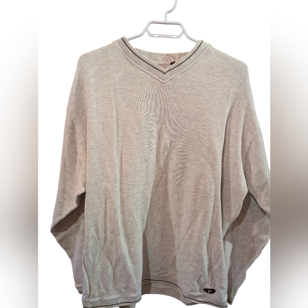 2/22$ Vintage Men's Gray V-Neck Sweater